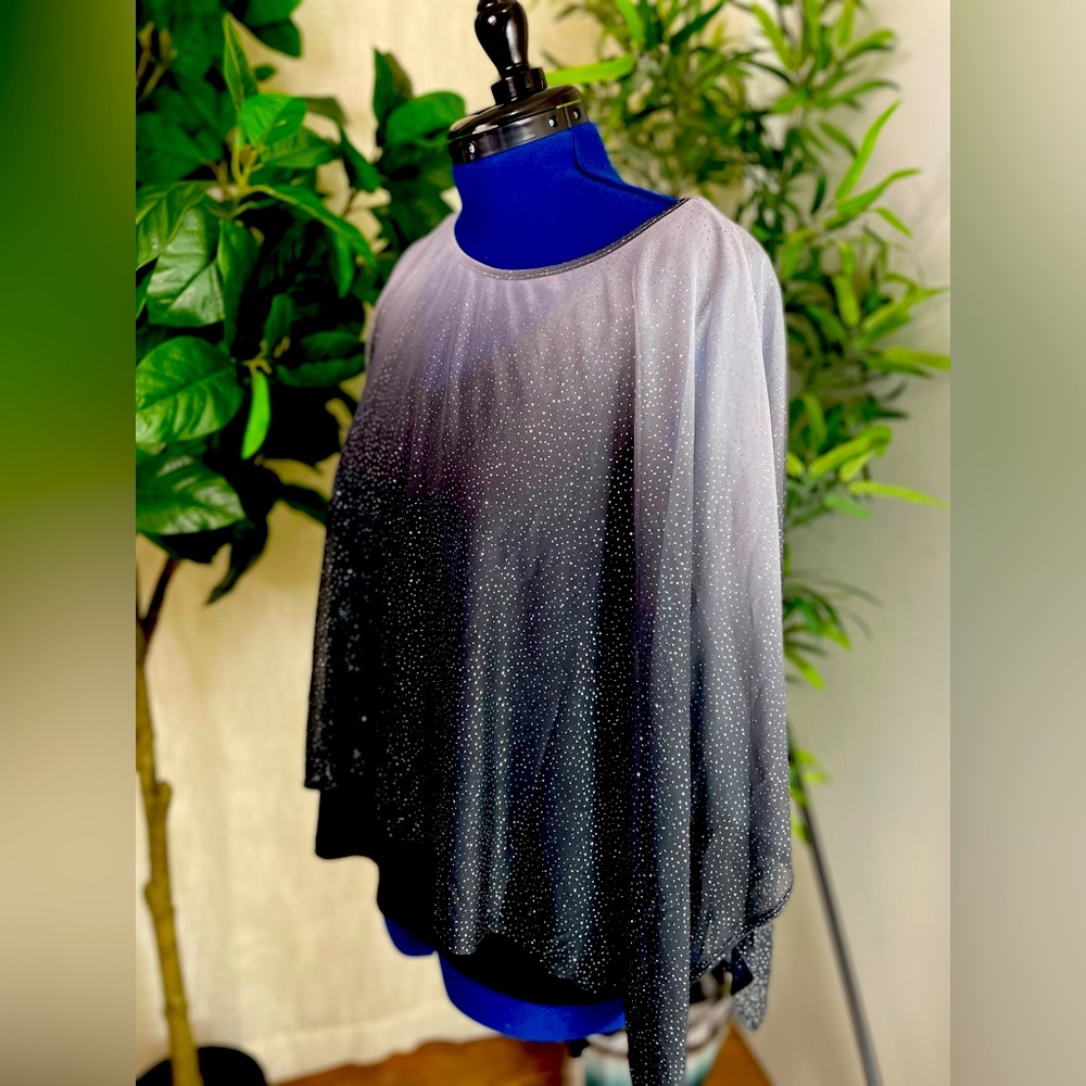 Poncho Style Blouse W/ Attached Tank Top/ Branded By PerSpetion Concept/ Size XL
